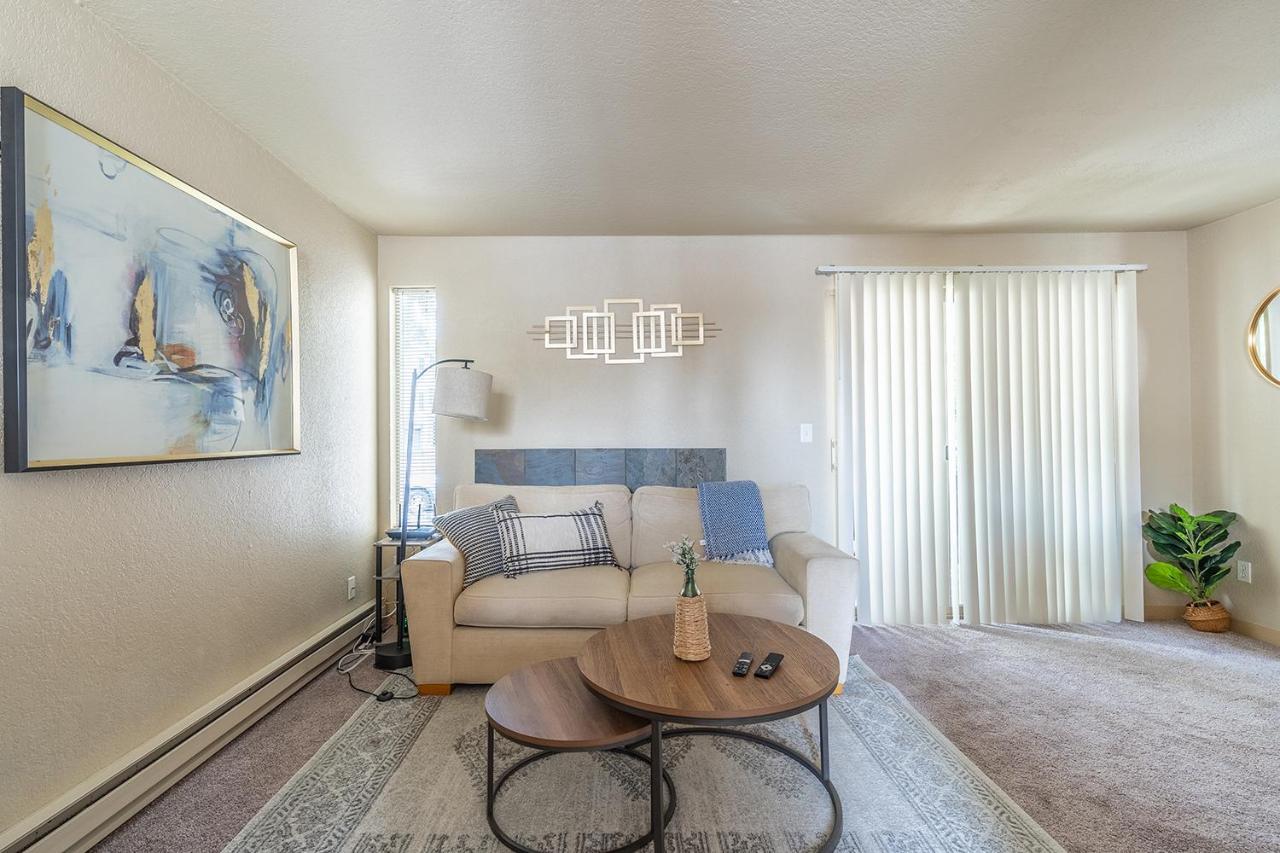Beautiful And Cozy One Bedroom Apartment -Wifi, Bbq, Patio, Dog Park, Close To Greenlake And Northgate ซีแอตเทิล ภายนอก รูปภาพ